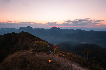 李焕英是贾玲的母亲吗？