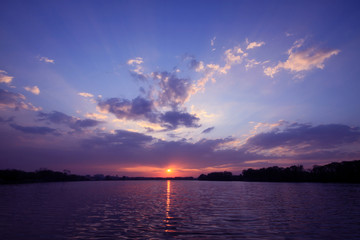 八月完美收官九月再接再厉的句子